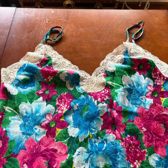 Vintage Victoria's Secret slip dress - Picture 3 of 5